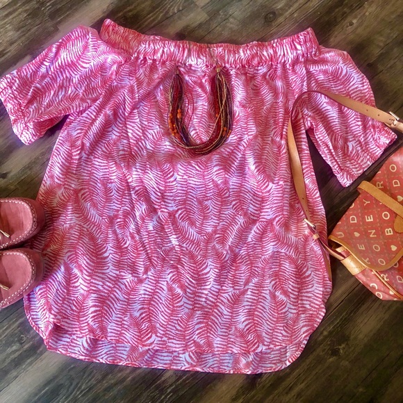 🌸NEW🌸Michael Kors Off Shoulders Top - Picture 5 of 8